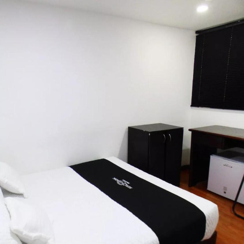 Hotel Colonial Internacional Bogotá Kültér fotó
