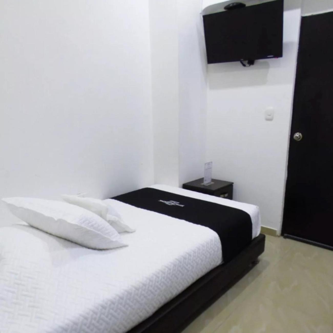 Hotel Colonial Internacional Bogotá Kültér fotó